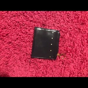 BLACK WALLET